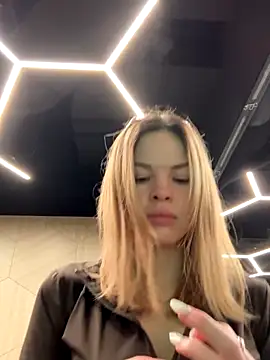 Snapshot of SMELLSEX chatting on October 29, 2025, 6:51 pm SMELLSEX online show from October 29, 2025, 6:51 pm