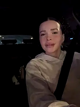 Snapshot of SMELLSEX chatting on October 26, 2025, 4:18 pm SMELLSEX online show from October 26, 2025, 4:18 pm