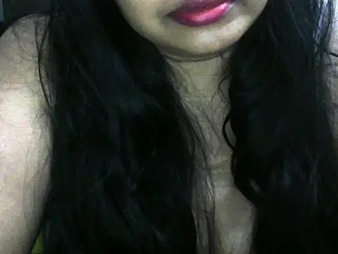 Snapshot of bosemalini chatting on November 4, 2025, 7:06 pm bosemalini online show from November 4, 2025, 7:06 pm