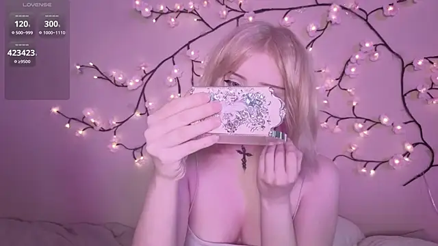 RileyVice online show from April 18, 2026, 10:39 am