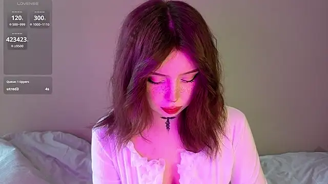 Snapshot of RileyVice chatting on February 27, 2026, 8:36 am RileyVice online show from February 27, 2026, 8:36 am