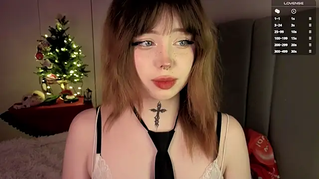 Snapshot of RileyVice chatting on January 9, 2026, 8:10 am RileyVice online show from January 9, 2026, 8:10 am