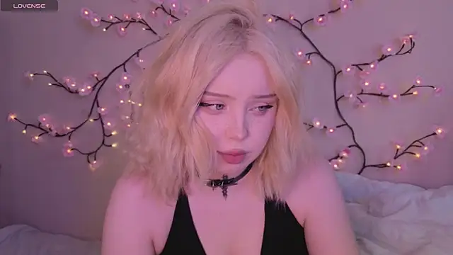 RileyVice online show from May 23, 2026, 8:57 am