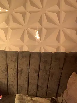 caritobeachdh online show from December 19, 2025, 6:05 am