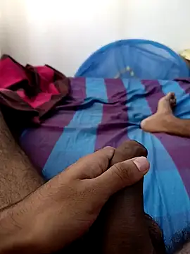 Snapshot of SHIFT1234 chatting on November 18, 2025, 4:38 am SHIFT1234 online show from November 18, 2025, 4:38 am