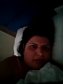 Snapshot of Jann_Riya333 chatting on November 4, 2025, 1:31 am Jann Riya333 online show from November 4, 2025, 1:31 am