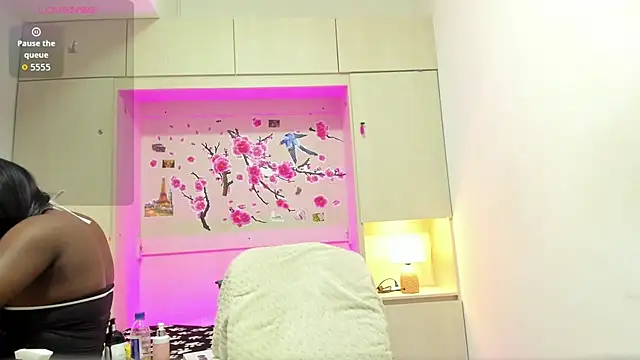 JulianaBlaze  online show from March 21, 2026, 4:03 am