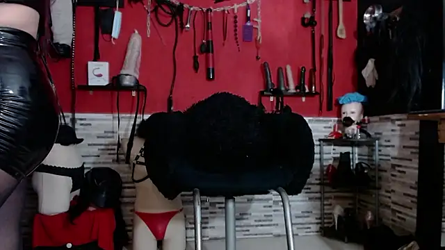 Miss Mirandaa online show from February 15, 2026, 11:09 am