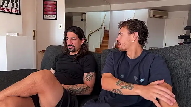 Snapshot of lenruy chatting on November 9, 2025, 1:26 pm lenruy online show from November 9, 2025, 1:26 pm