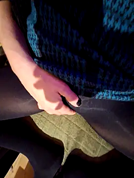 Snapshot of sexesensuellesansinterdit chatting on December 20, 2025, 9:39 pm sexesensuellesansinterdit online show from December 20, 2025, 9:39 pm