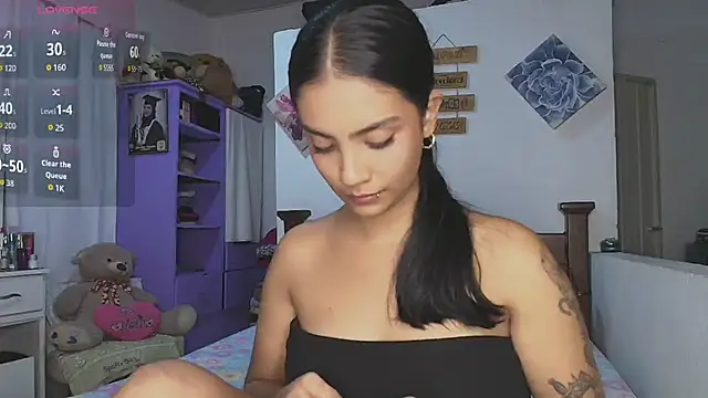 Snapshot of mia_yireth chatting on December 3, 2025, 2:45 am mia yireth online show from December 3, 2025, 2:45 am