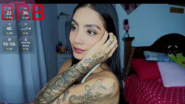 Snapshot of mia_yireth chatting on November 25, 2025, 12:22 am mia yireth online show from November 25, 2025, 12:22 am