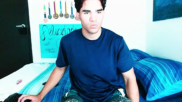 babysebasxxx online show from November 22, 2025, 4:50 pm