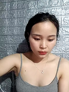 Lili lovely online show from December 17, 2025, 8:19 am