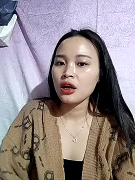 Lili lovely online show from November 19, 2025, 1:16 am