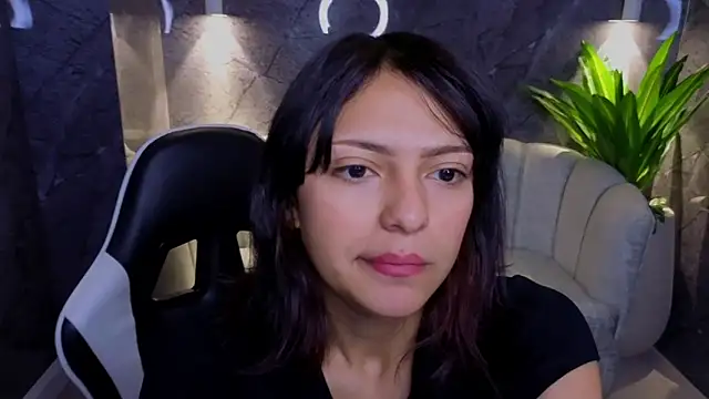 Snapshot of Mary_Luxx_TP chatting on November 15, 2025, 3:10 am Mary Luxx TP online show from November 15, 2025, 3:10 am