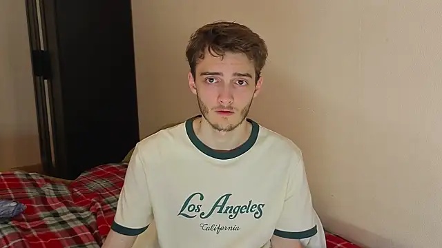 Snapshot of spider____man chatting on July 16, 2026, 1:08 pm spider man online show from July 16, 2026, 1:08 pm