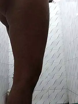 Snapshot of Roshani_hoty chatting on September 22, 2025, 1:44 am Roshani hoty online show from September 22, 2025, 1:44 am