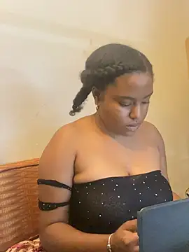 Snapshot of princesslivv chatting on June 4, 2026, 11:20 pm princesslivv online show from June 4, 2026, 11:20 pm