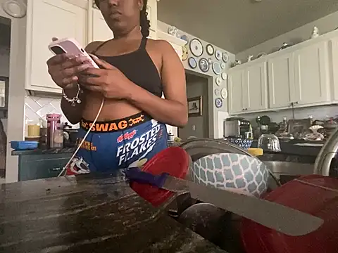Snapshot of princesslivv chatting on July 9, 2026, 9:36 pm princesslivv online show from July 9, 2026, 9:36 pm