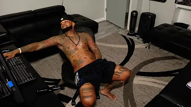 SLANGONDEMHOES online show from February 10, 2026, 7:51 am