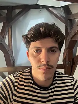 Snapshot of dock_75 chatting on November 4, 2025, 1:26 pm dock 75 online show from November 4, 2025, 1:26 pm