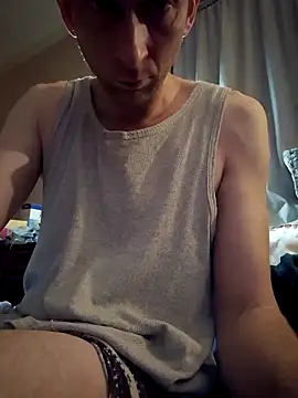 mresquared online show from April 15, 2026, 3:56 am