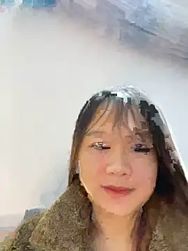 Snapshot of Hinne07 chatting on December 4, 2025, 2:49 pm Hinne07 online show from December 4, 2025, 2:49 pm