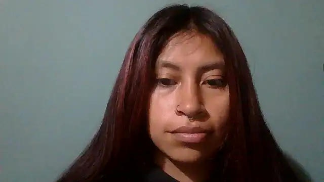 Snapshot of Pocahontas_tw chatting on November 25, 2025, 2:50 pm Pocahontas tw online show from November 25, 2025, 2:50 pm