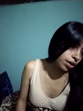 Snapshot of Pocahontas_tw chatting on December 15, 2025, 6:36 pm Pocahontas tw online show from December 15, 2025, 6:36 pm