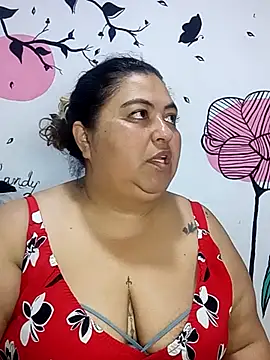 curvy diva  online show from October 12, 2025, 11:22 am