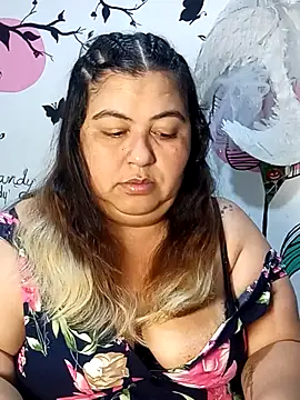 curvy diva  online show from November 21, 2025, 11:09 am