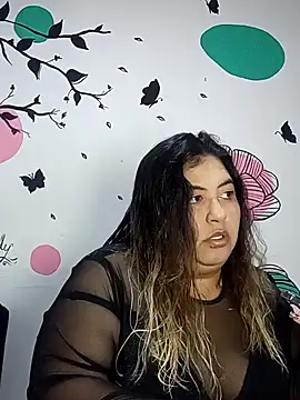 curvy diva  online show from October 22, 2025, 11:20 am