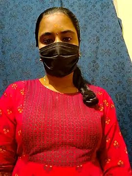 Snapshot of mini-queen chatting on December 3, 2025, 9:31 am mini-queen online show from December 3, 2025, 9:31 am