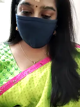 Snapshot of saritha29 chatting on February 3, 2026, 6:40 am saritha29 online show from February 3, 2026, 6:40 am