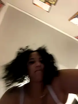 Snapshot of StylishEchium chatting on November 17, 2025, 10:03 pm StylishEchium online show from November 17, 2025, 10:03 pm