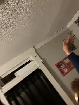 Snapshot of StylishEchium chatting on October 27, 2025, 5:47 pm StylishEchium online show from October 27, 2025, 5:47 pm