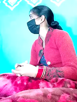 Snapshot of Pahadi_couple chatting on November 22, 2025, 9:08 am Pahadi couple online show from November 22, 2025, 9:08 am