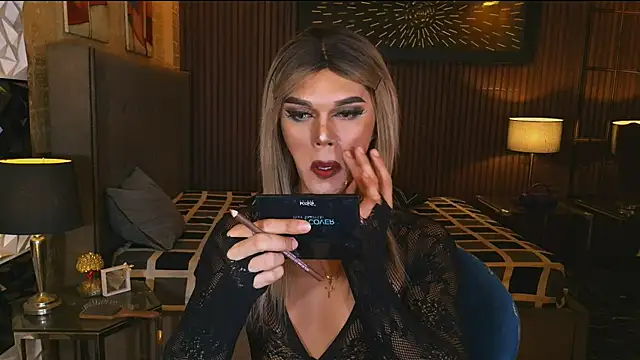 ElegantKellyTS online show from May 16, 2026, 9:08 am