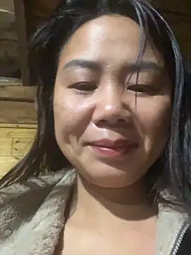 Snapshot of Binjt chatting on December 20, 2025, 1:52 am Binjt online show from December 20, 2025, 1:52 am