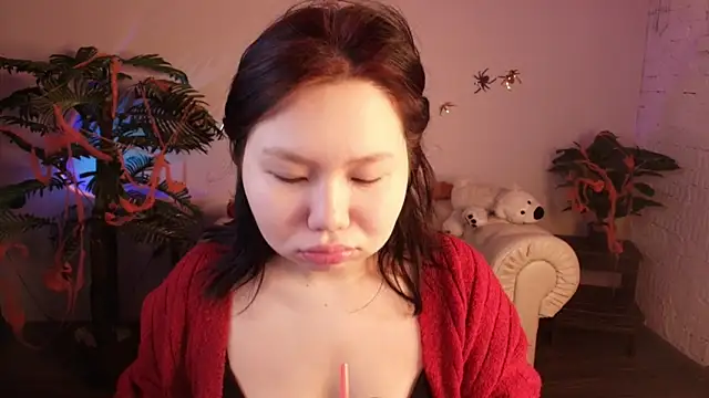 Snapshot of Moana_light chatting on November 1, 2025, 2:07 am Moana light online show from November 1, 2025, 2:07 am