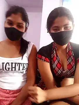 Snapshot of 3xgirls chatting on January 18, 2026, 8:18 am 3xgirls online show from January 18, 2026, 8:18 am