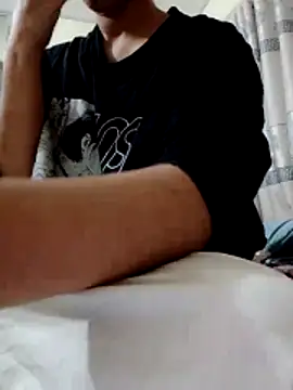 midnightmuse-03 online show from December 19, 2025, 1:20 am