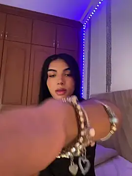 Snapshot of VeronicaSaenzx chatting on January 16, 2026, 5:39 pm VeronicaSaenzx online show from January 16, 2026, 5:39 pm