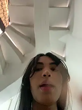 Snapshot of VeronicaSaenzx chatting on February 9, 2026, 9:24 pm VeronicaSaenzx online show from February 9, 2026, 9:24 pm