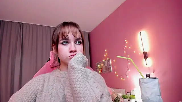 Snapshot of Jamie_Chung chatting on November 23, 2025, 1:04 am Jamie Chung online show from November 23, 2025, 1:04 am