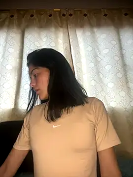 Snapshot of blinkiii_ chatting on October 1, 2025, 10:35 pm blinkiii  online show from October 1, 2025, 10:35 pm