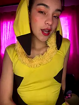 Snapshot of blinkiii_ chatting on October 31, 2025, 3:19 pm blinkiii online show from October 31, 2025, 3:19 pm