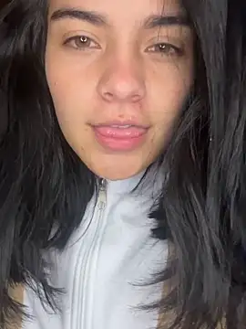 Snapshot of blinkiii_ chatting on November 12, 2025, 1:43 am blinkiii online show from November 12, 2025, 1:43 am