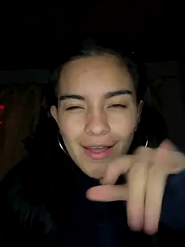 Snapshot of blinkiii_ chatting on December 2, 2025, 12:00 am blinkiii online show from December 2, 2025, 12:00 am